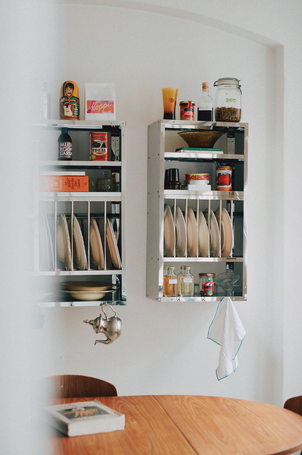 Indian Plate Rack 001