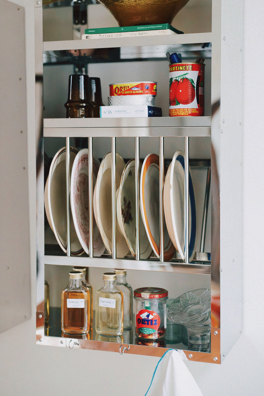 Indian Plate Rack 001