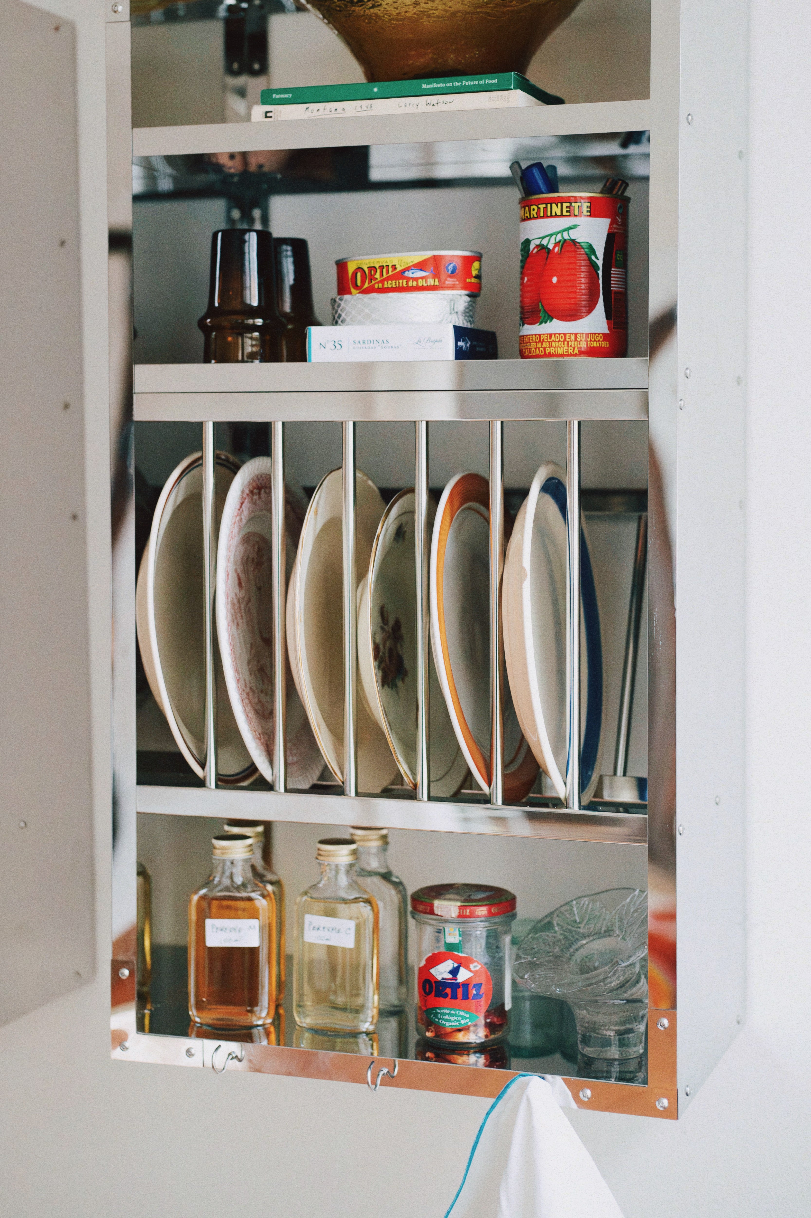 Indian Plate Rack 001